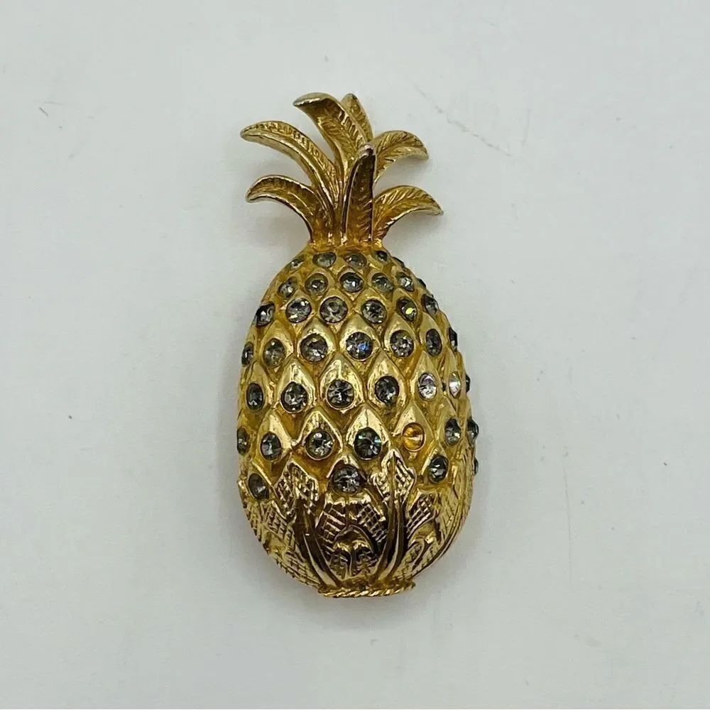 Vintage Castle Cliff Gold Pineapple Pin Brooch